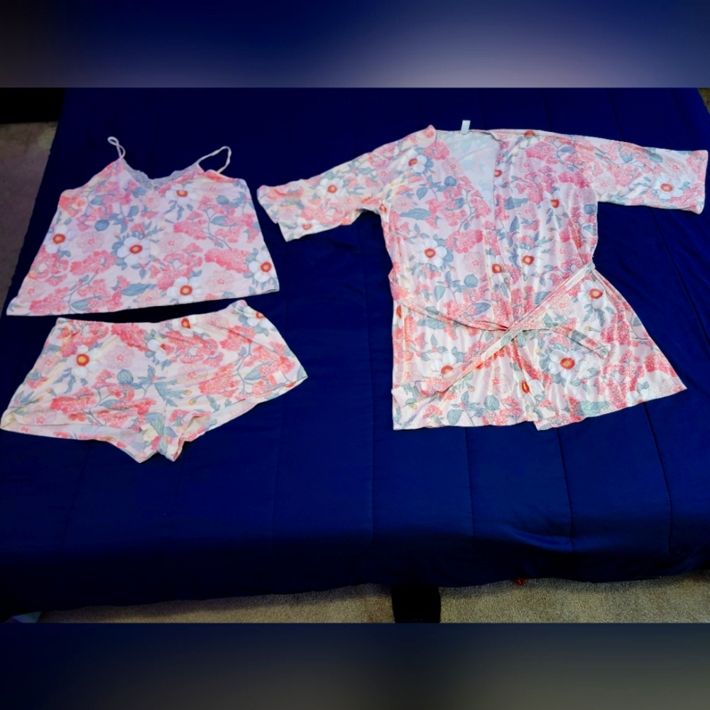 Flora 3 piece pajama set